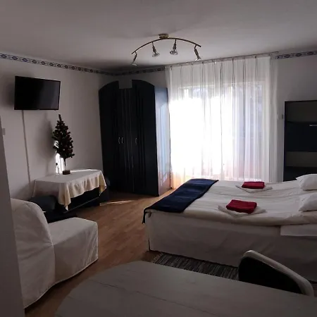 Harkanyi Ragyogo Apartman Lejlighed